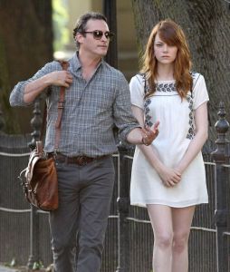 Emma-Stone-on-a-Woody-Allen-Movie-set-in-Rhode-Island-02-810x957